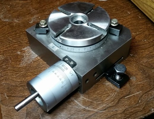 机床卡盘及尾部顶针支座缩略图